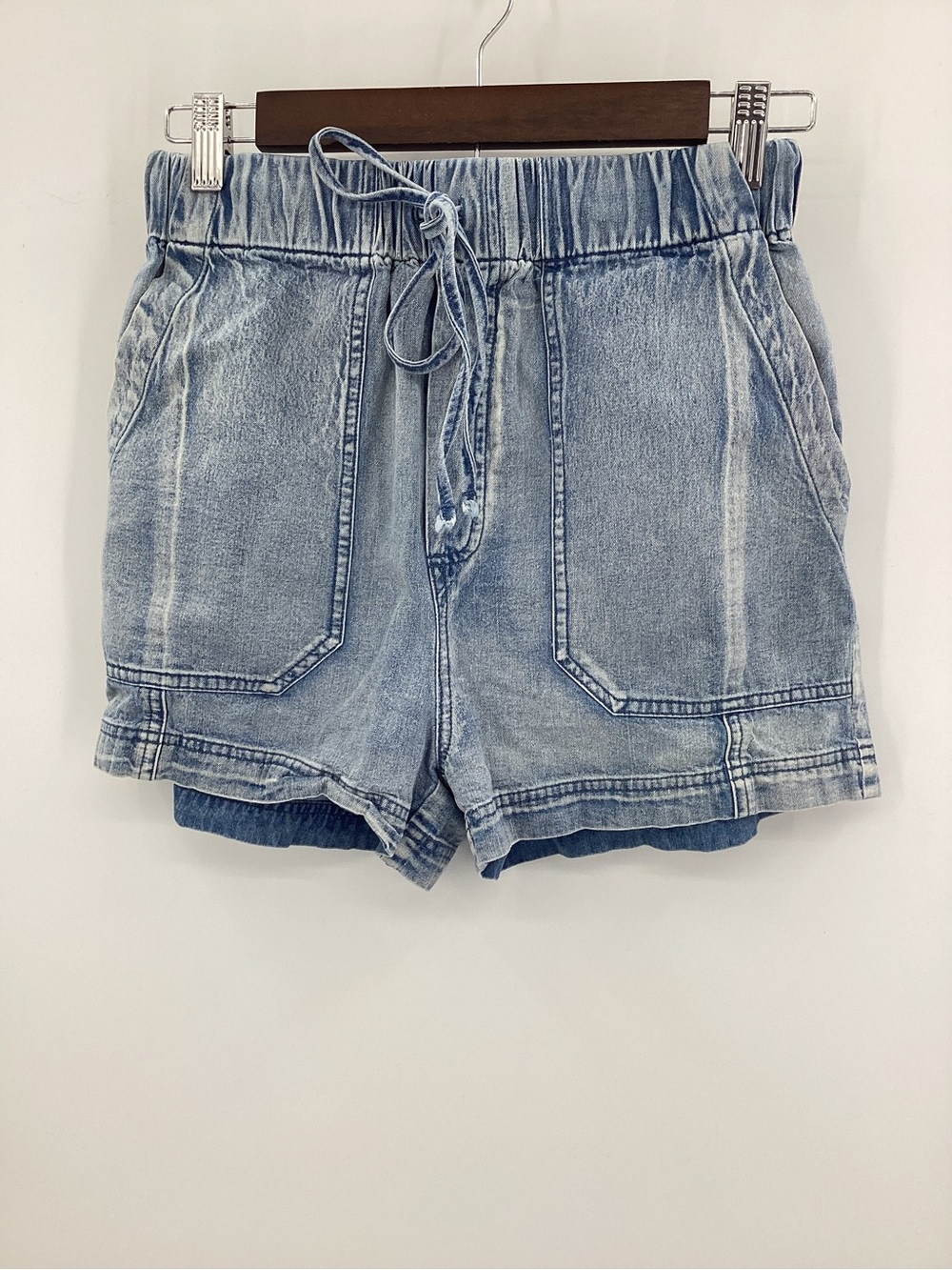 Women’s Light Blue Denim Drawstring Shorts with Front Pockets - Picture 2 of 9